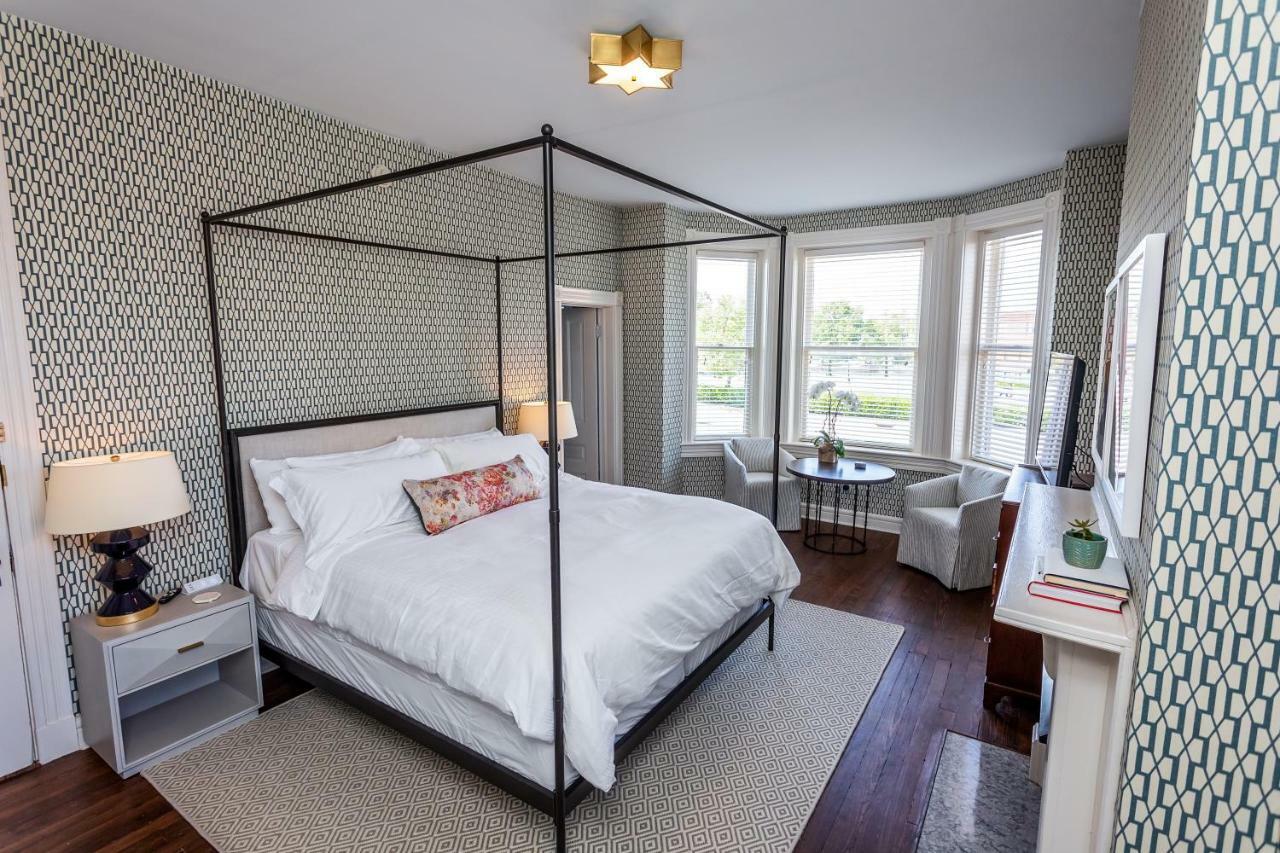 The Inn At Four Eleven York Норфолк Экстерьер фото